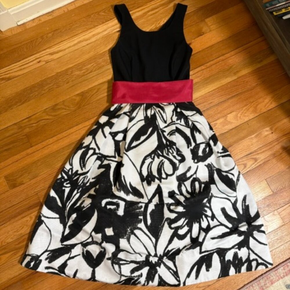 White House Black Market Cross Back Dress